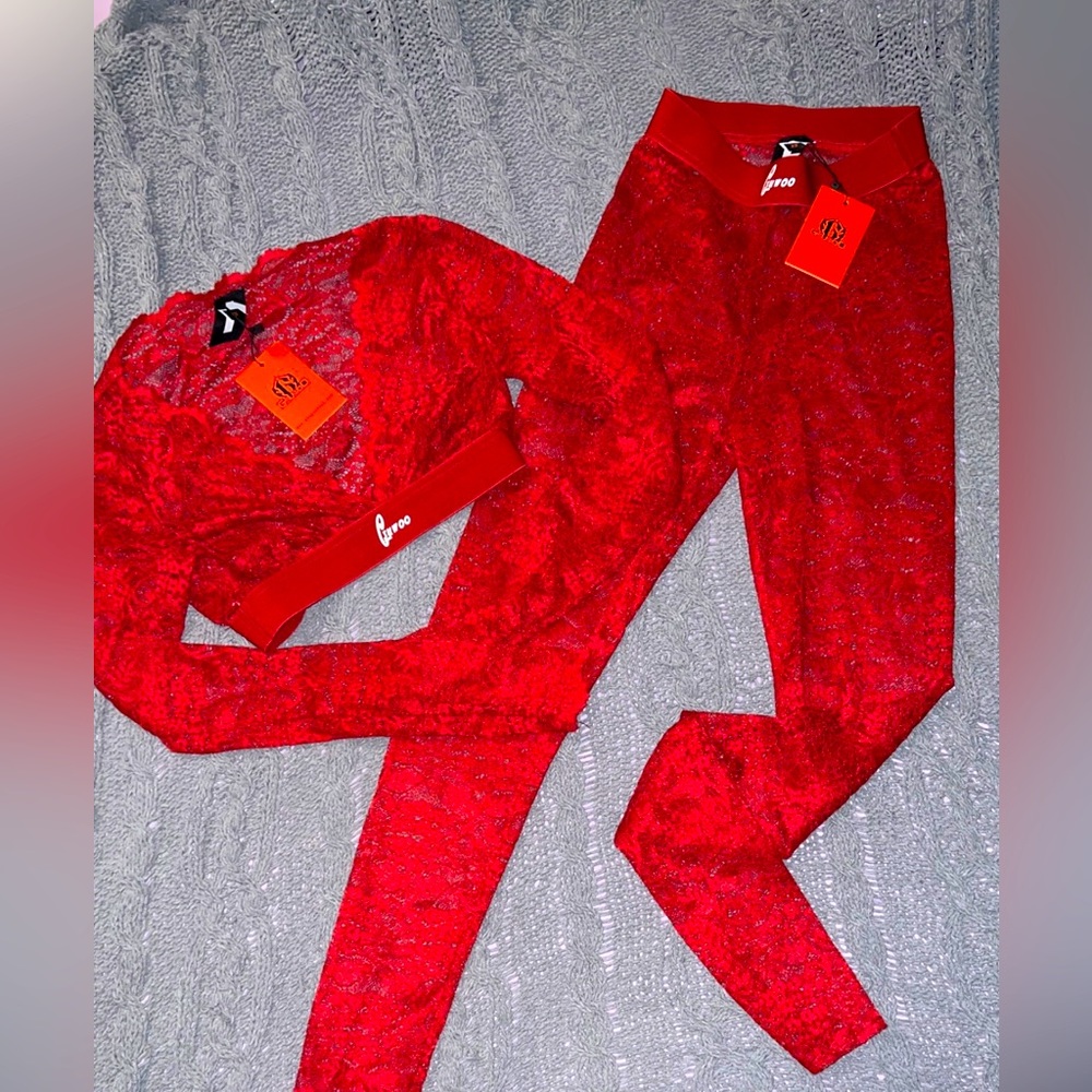LACE GSUWOO TWO PIECE SET